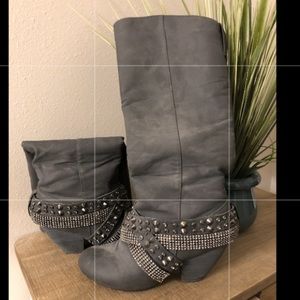 Not Rated brand Size 6.5  Boots *Bling*